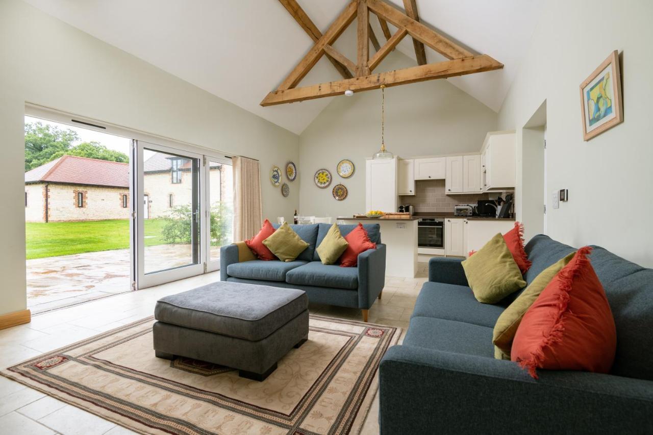 Barrow Hill Barns * Petersfield